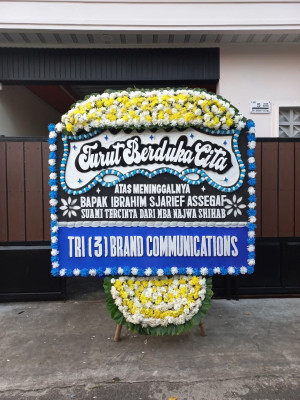 Papan Bunga Duka di Kerinci